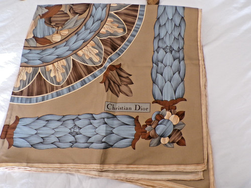 Christian dior foulard - christian, en