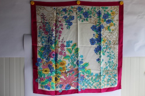 Christian dior foulard - en, soie